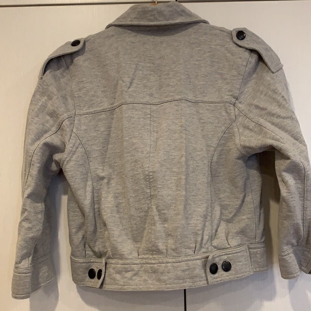 šlastādealā
šCacheāzipperĀ jacket - Picture 8 of 8